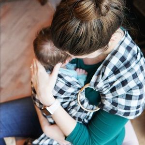 WildBird ring sling Hoopoe with rose gold rings